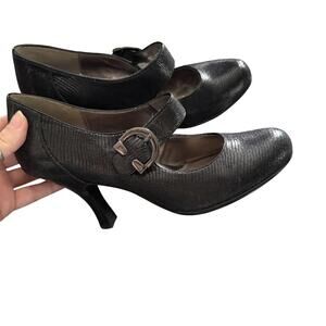 Sofft Mary Jane Pumps Womens Size 8 Black Lizard Embossed Heels Comfort Shoes